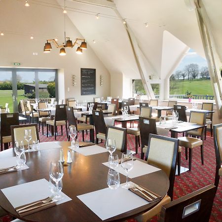 Saint Malo Golf Resort Le Tronchet  Exterior foto