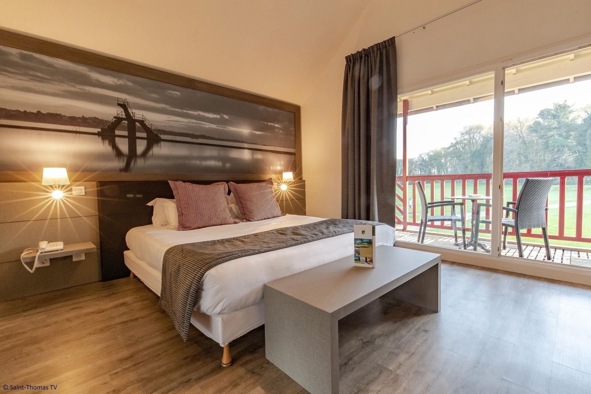 Saint Malo Golf Resort Le Tronchet  Exterior foto